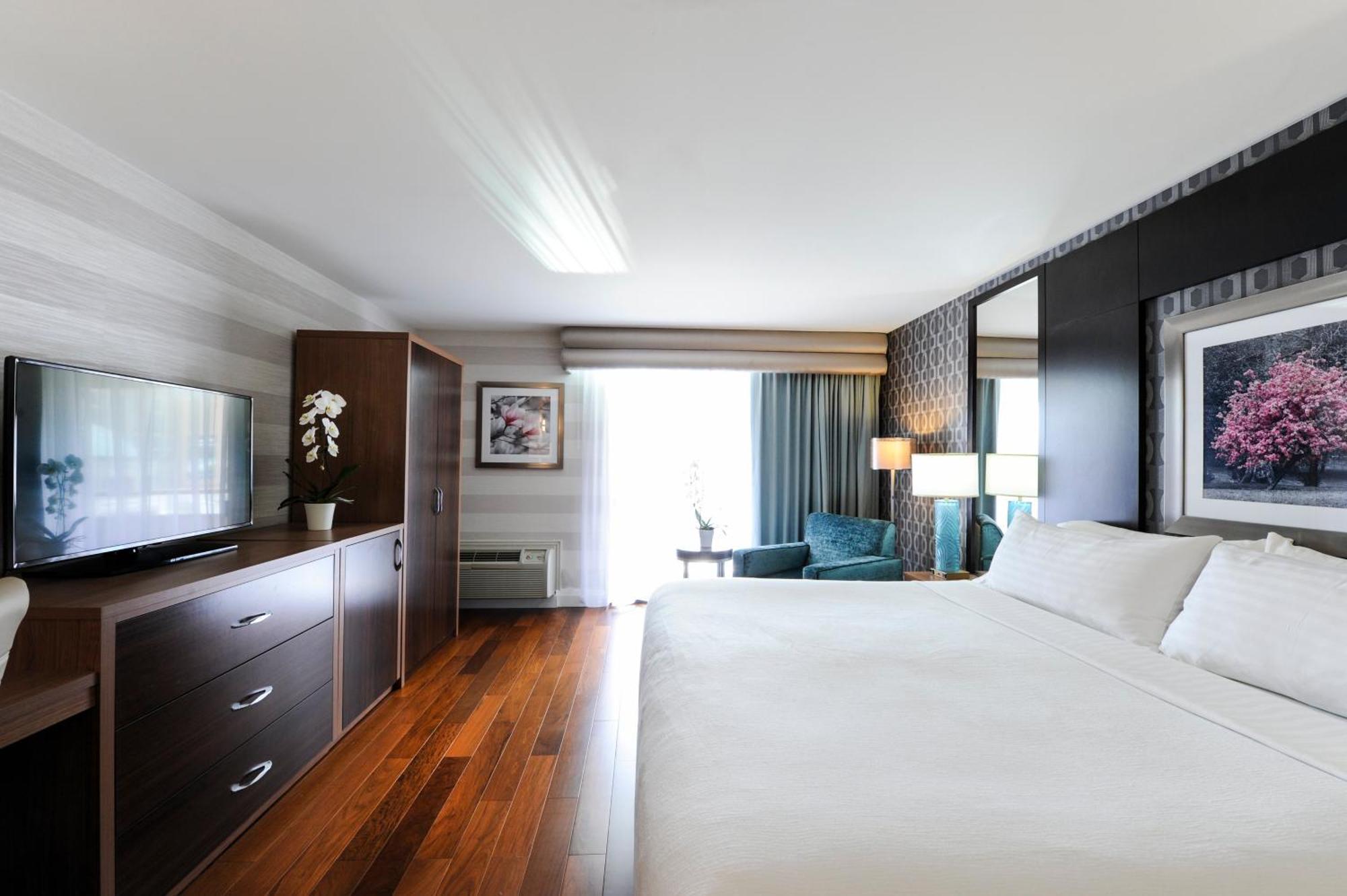 Superior King Room,1277637445:JPEG