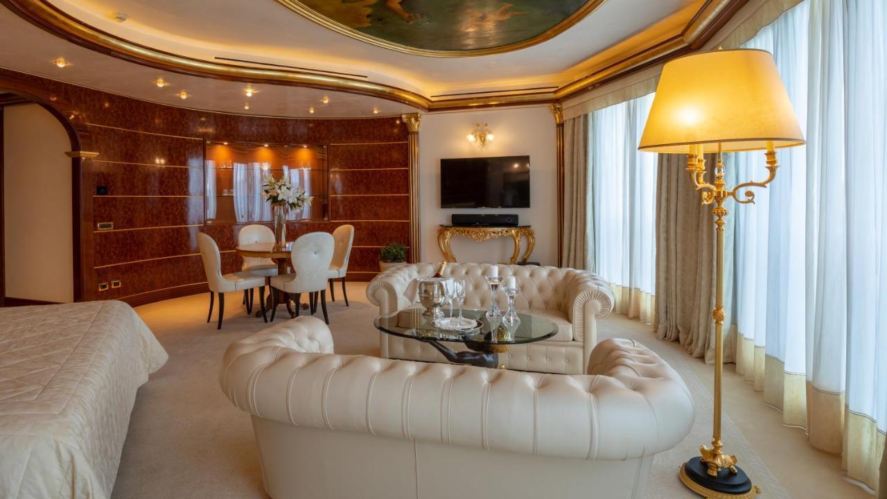 Presidential Suite