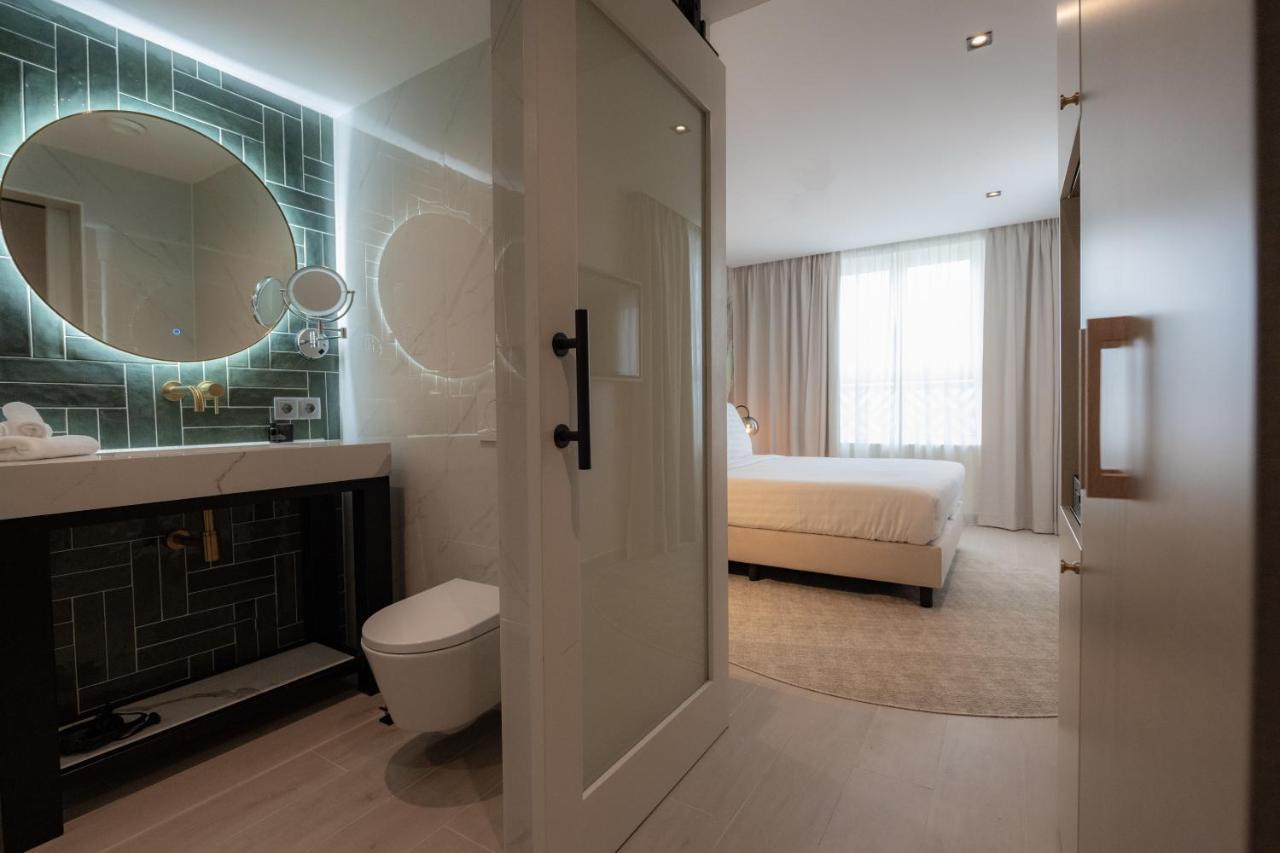 City View Queen Room