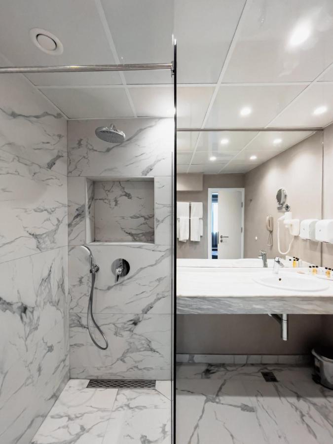 Deluxe Double or Twin Room Park View Wellness