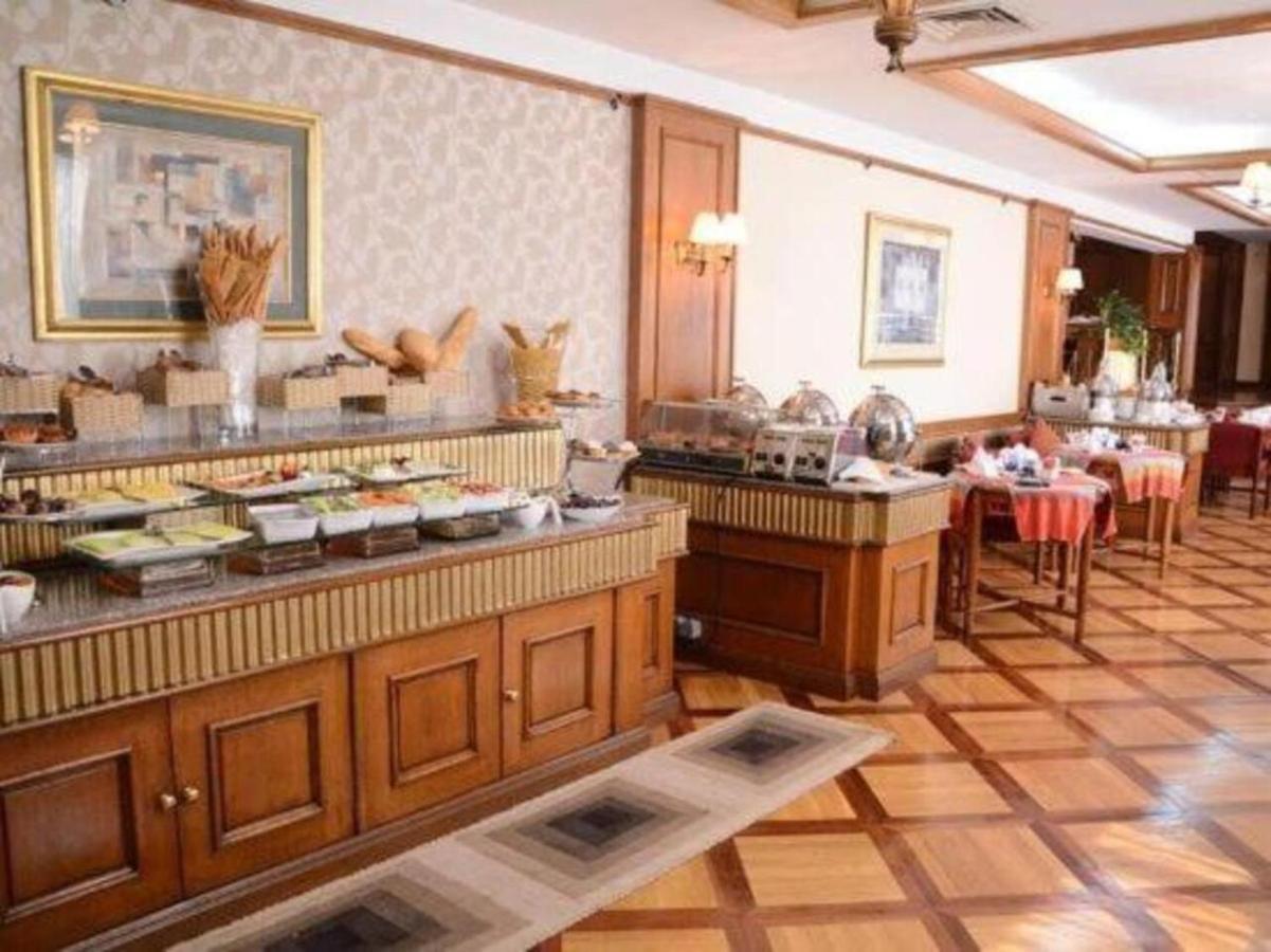 Executive Room with Lounge Access,1212367423:JPEG