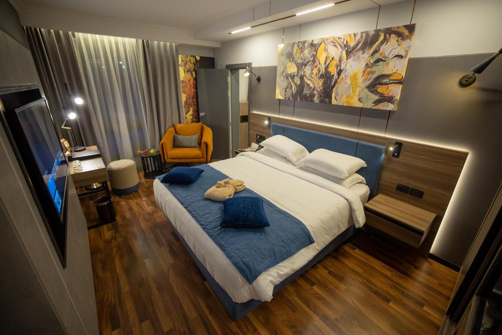Suite Premium con acceso ininterrumpido al salón de mayordomo