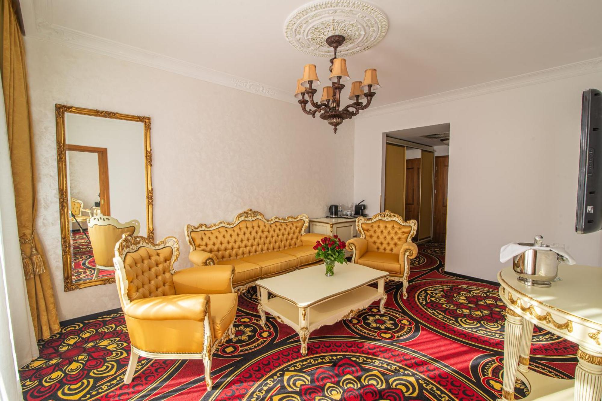 Superior Suite