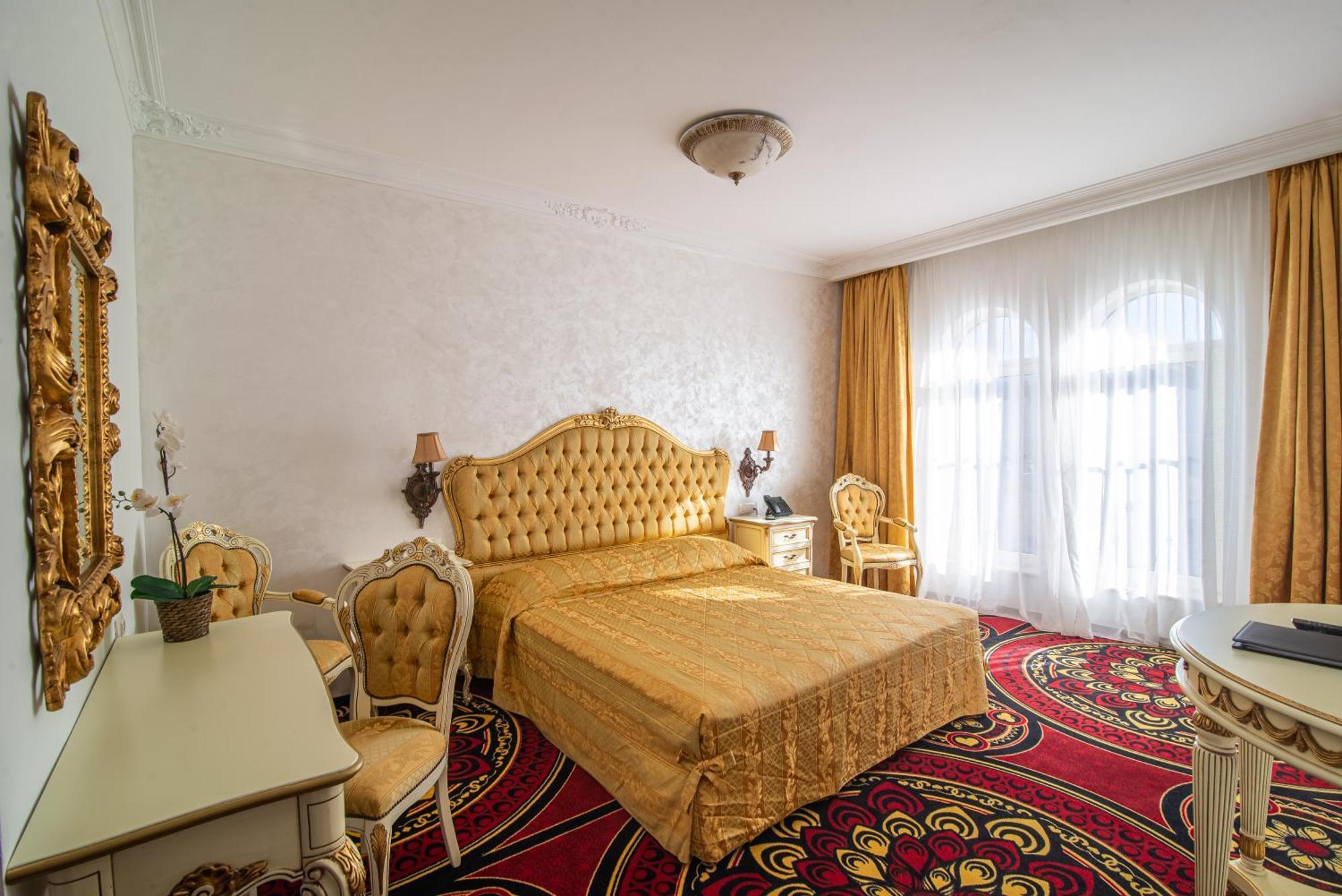 Superior Suite