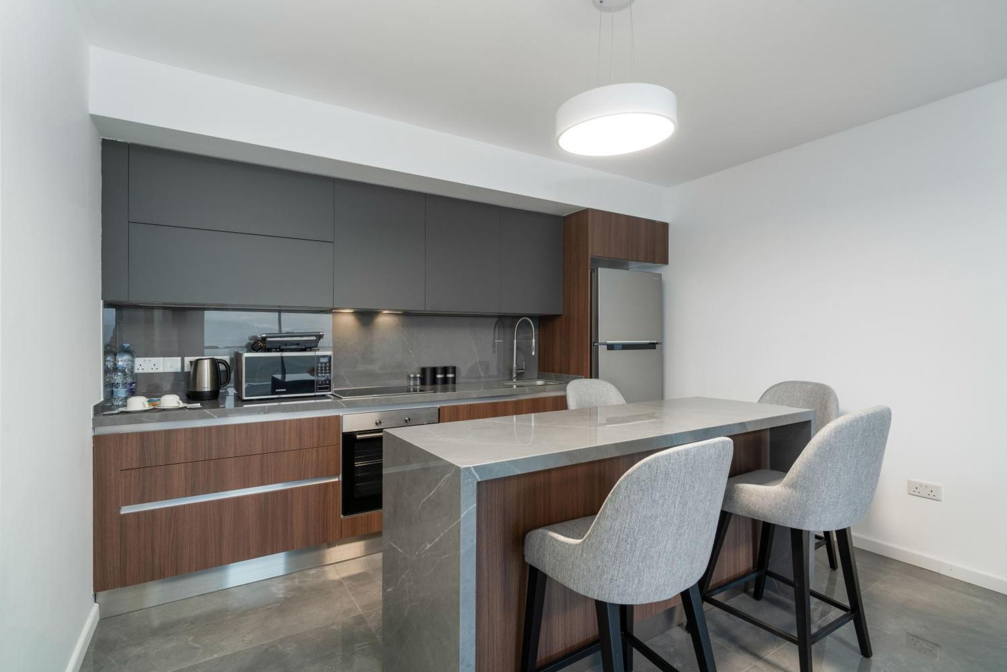 Suite Apartment