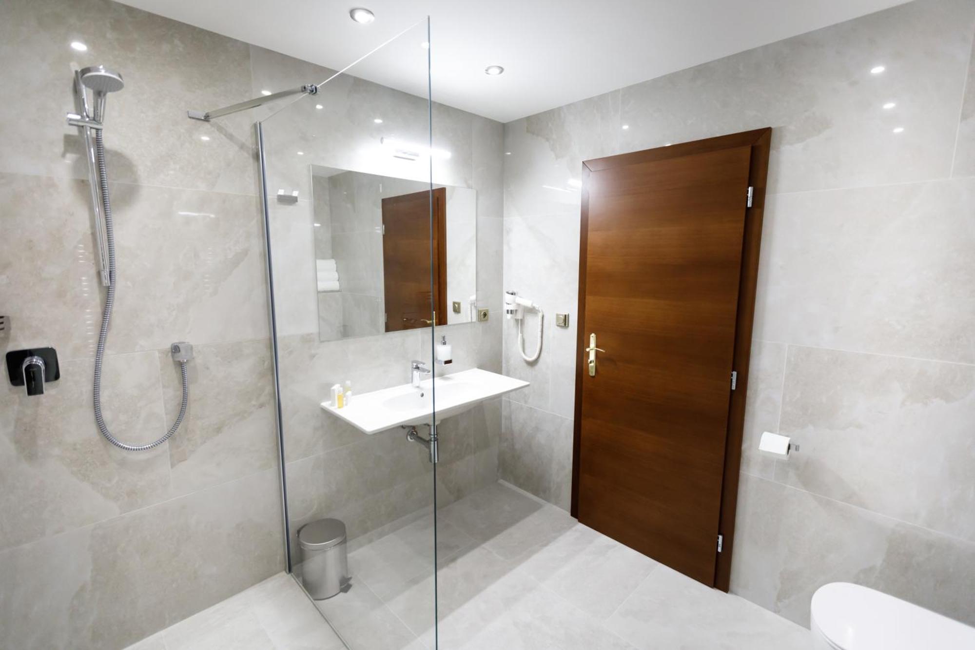 Luxury Triple Room