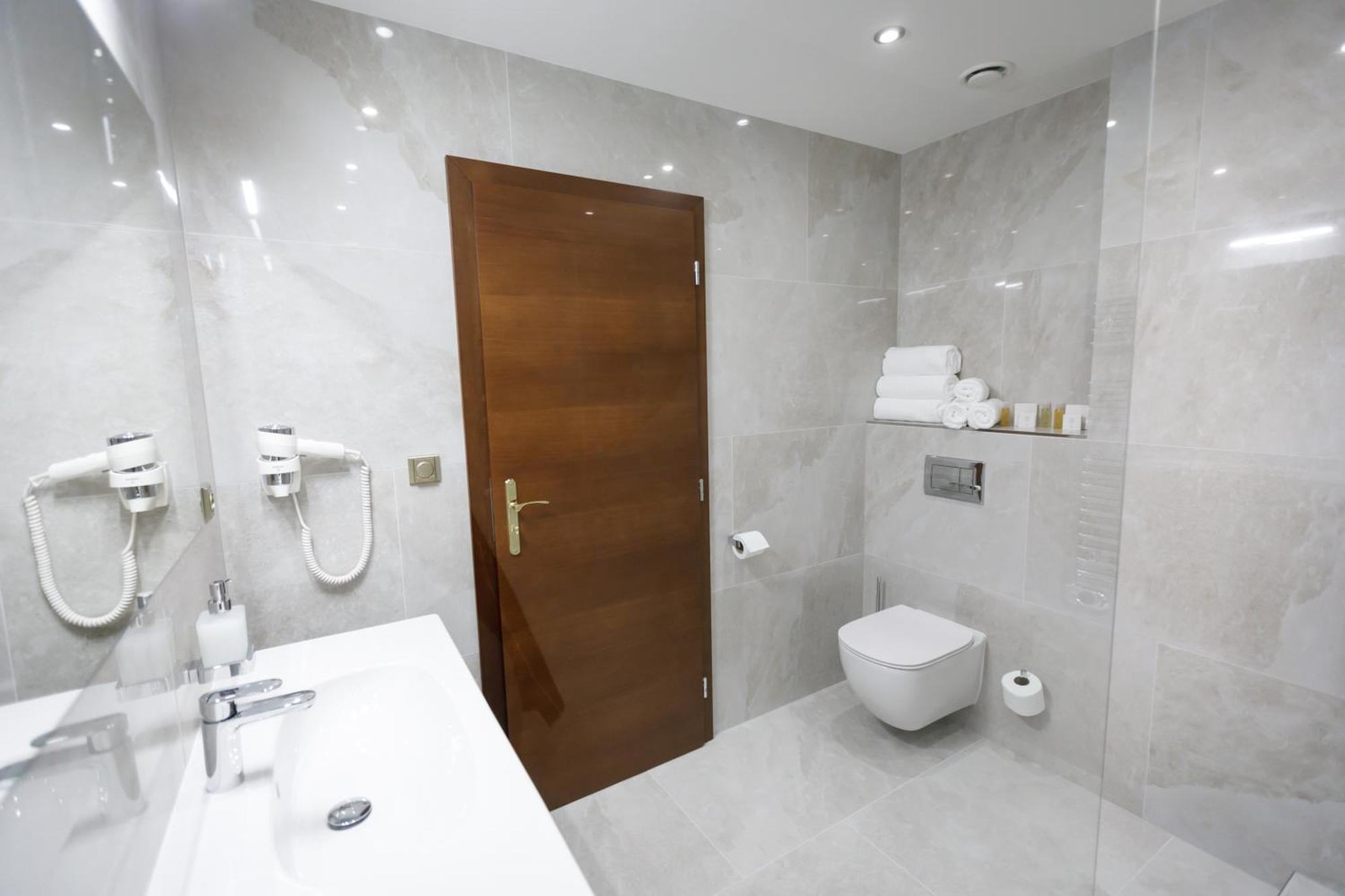 Luxury Triple Room
