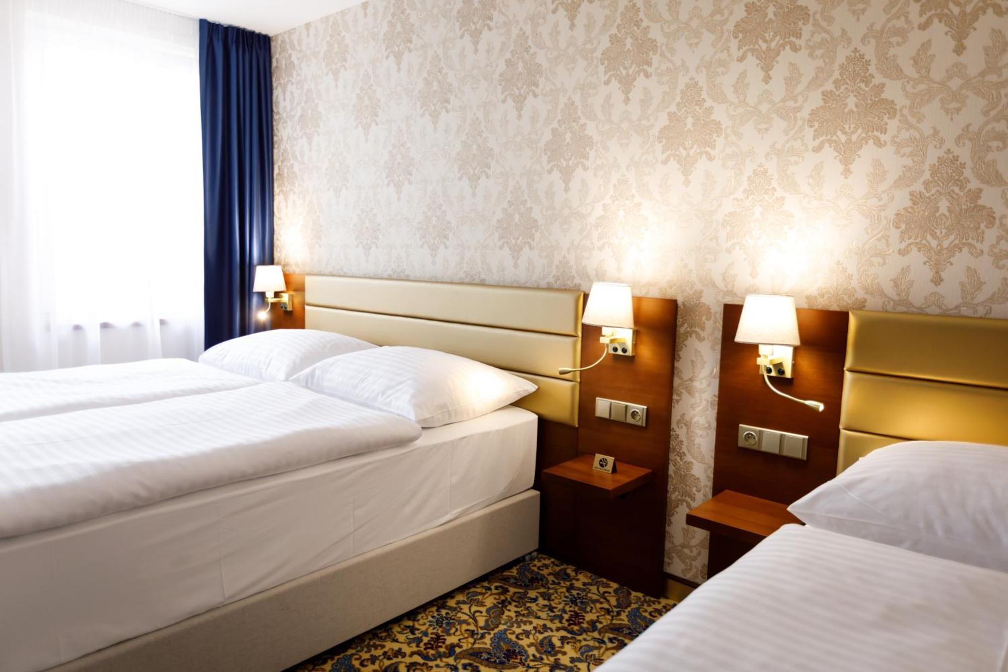 Luxury Triple Room