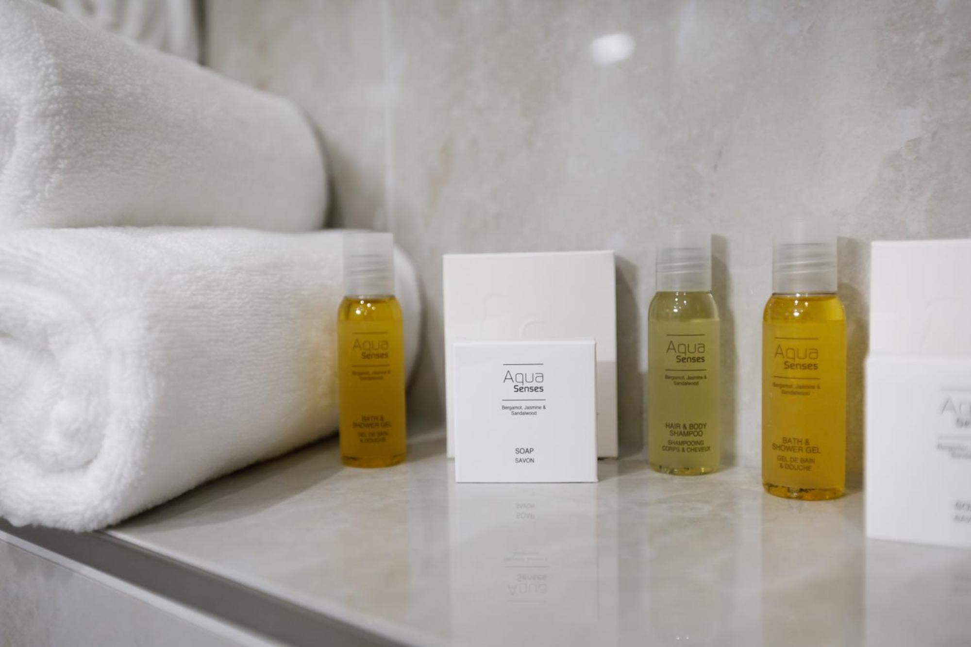 Luxury Quadruple Room,1611179429:JPEG