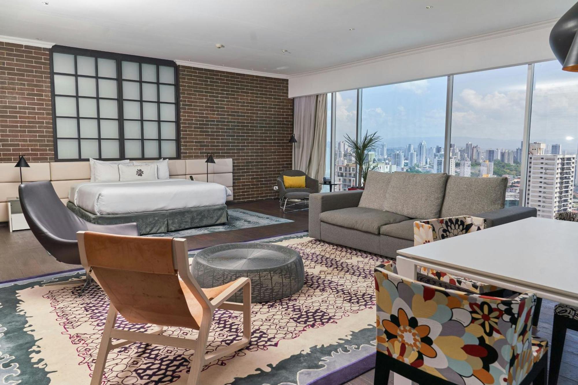 Loft Studio City View