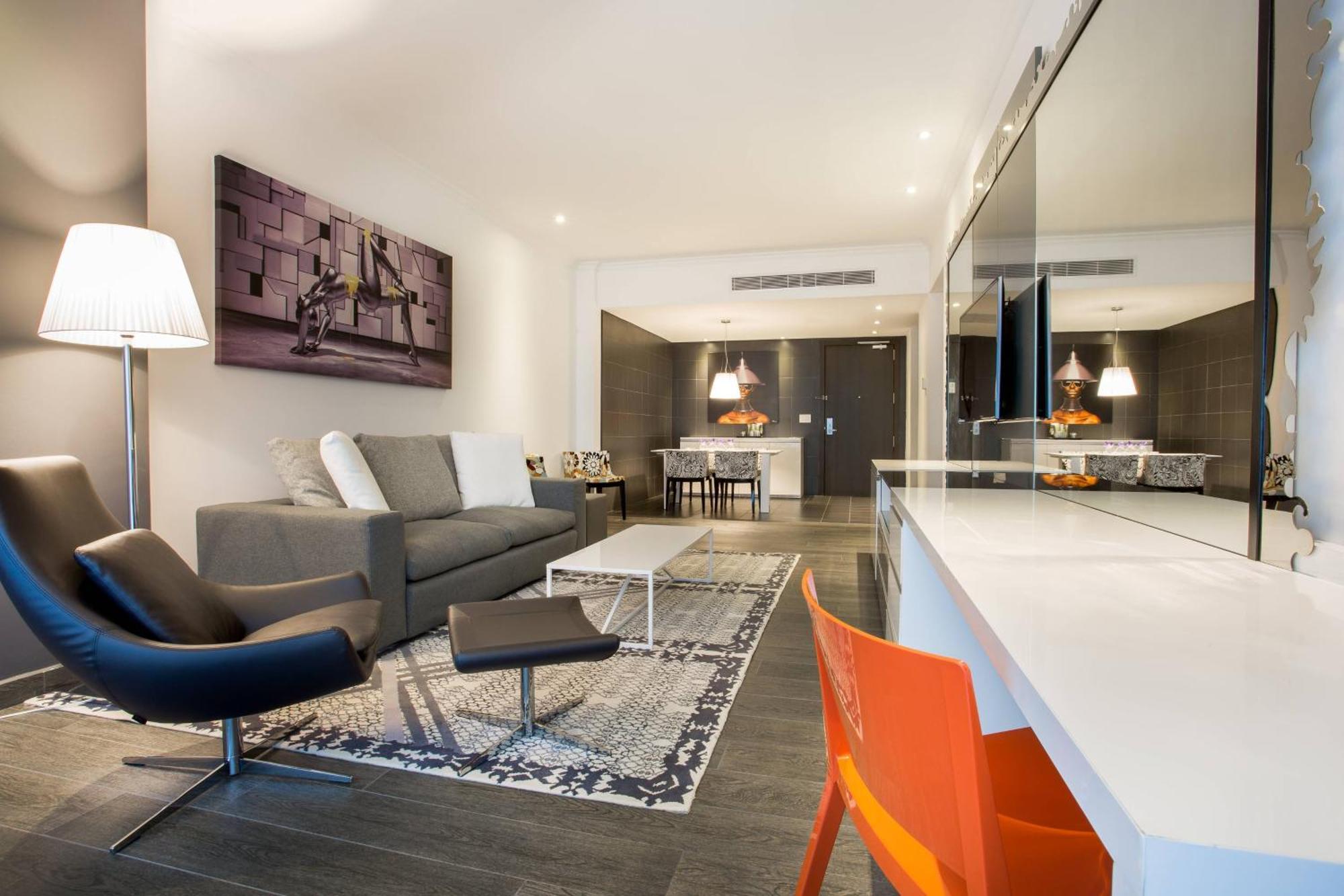 Two-Bedroom Suite City View