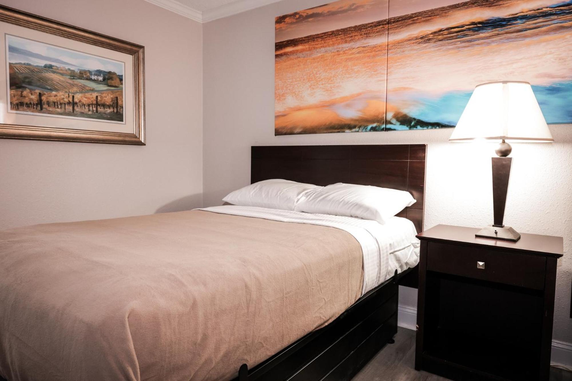 Premium 2 Full Bed Smoking