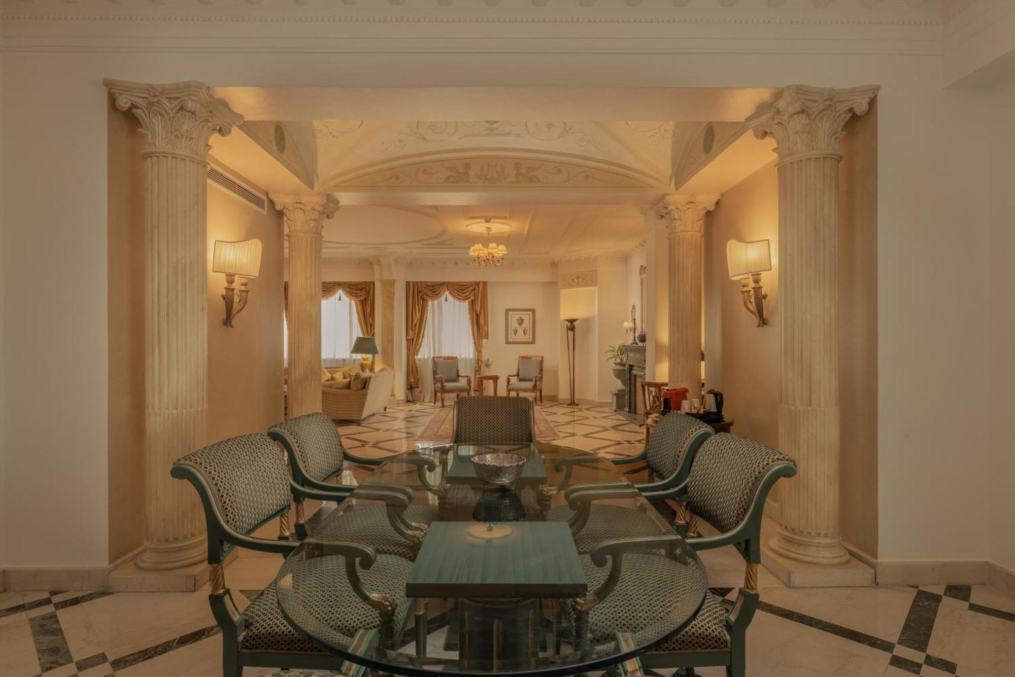 Royal Suite