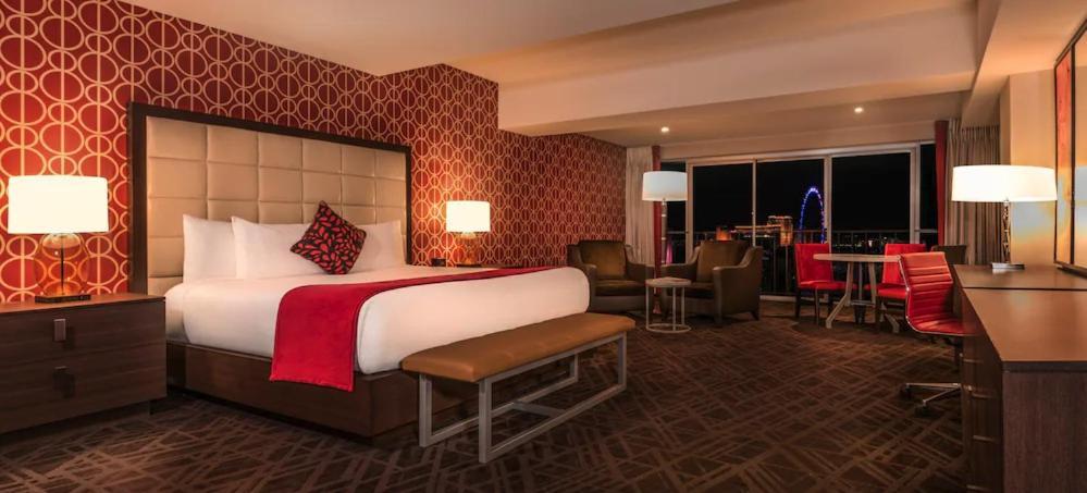 2 Rooms, Resort Studio Suite 