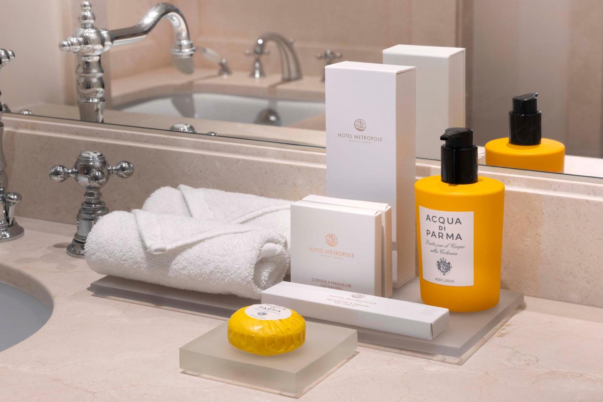 Deluxe Premium Suite,1730025585:JPEG