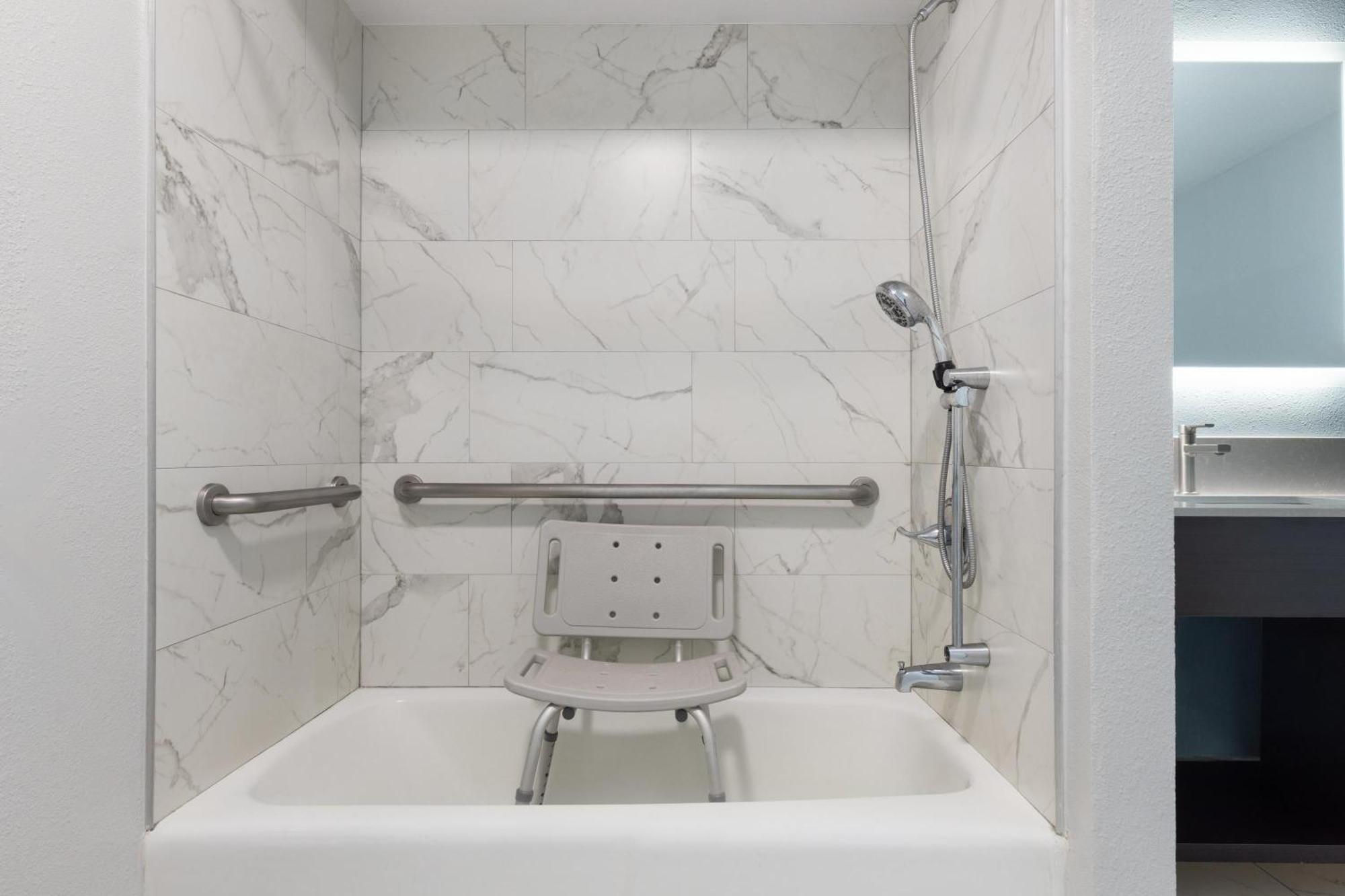Accessible 2 Queen Beds