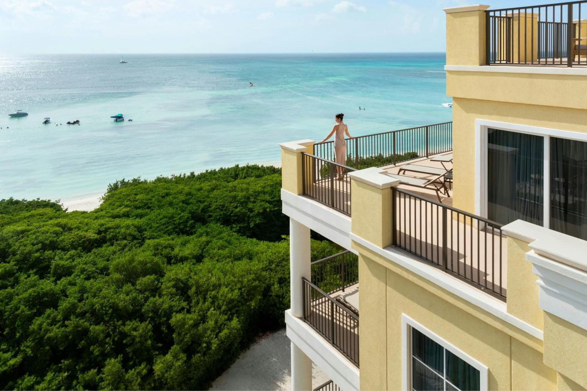 Ritz-Carlton Suite