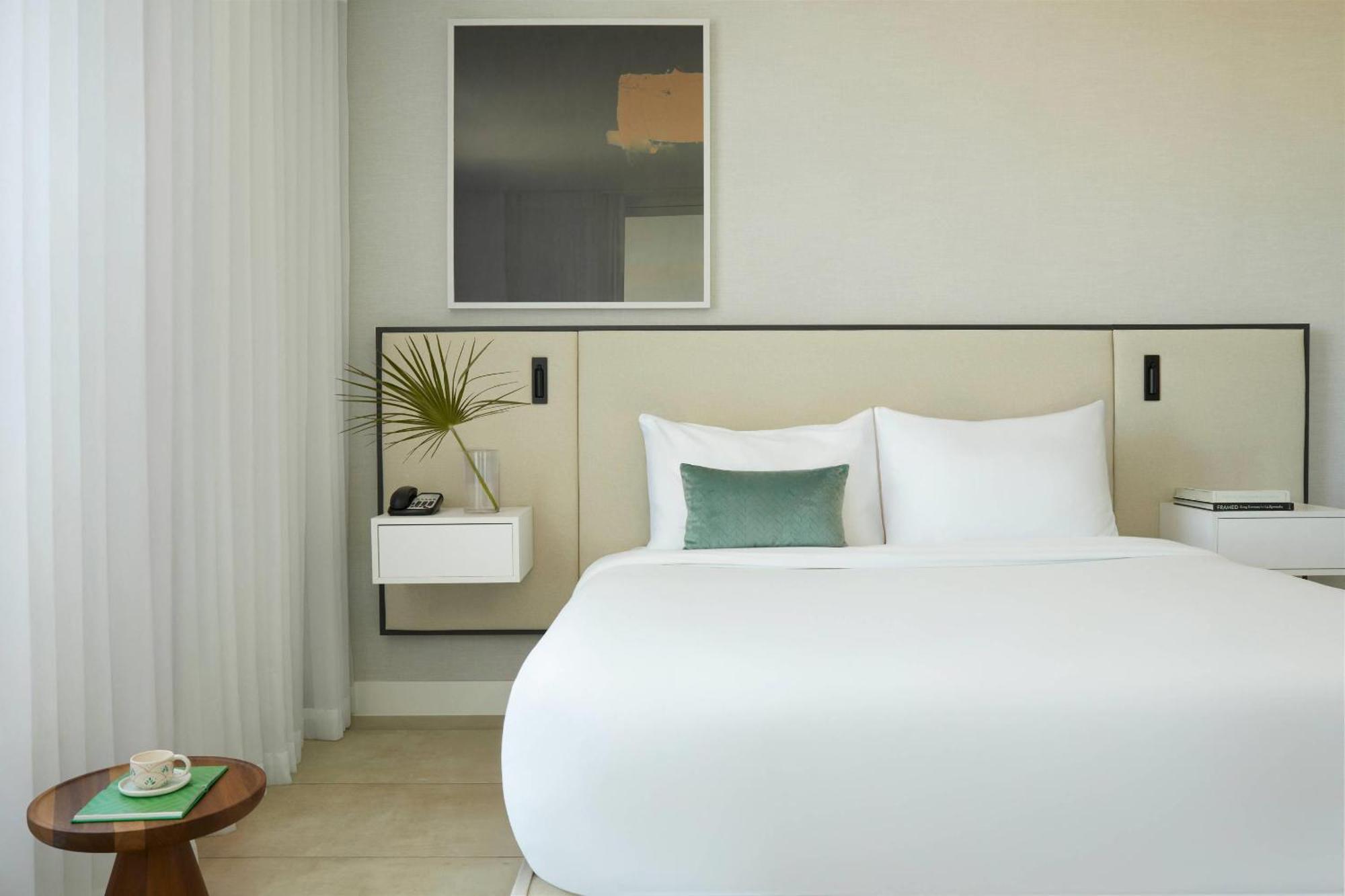 Premium Two-Bedroom Suite Ocean View Non-Smoking