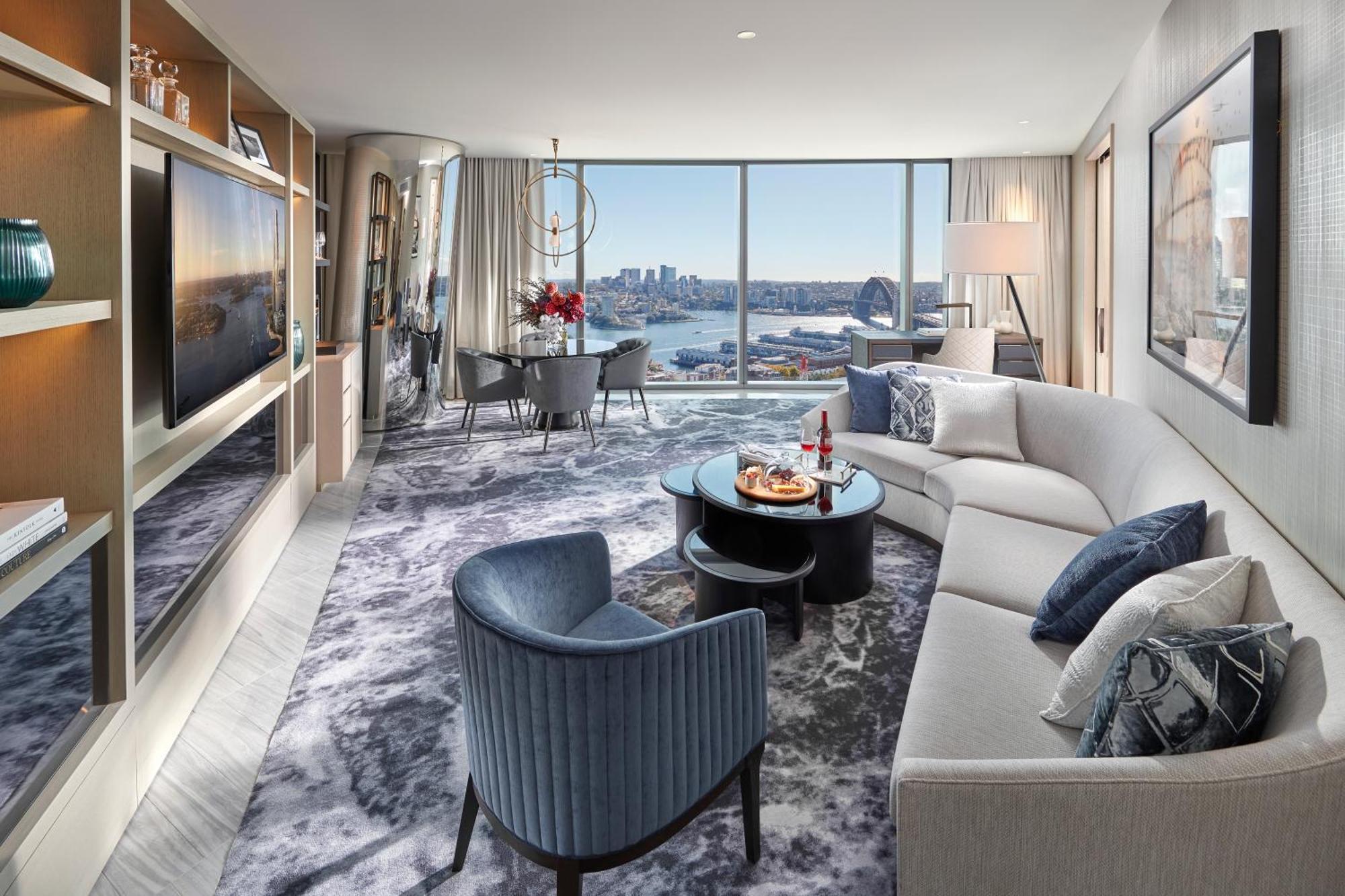 Executive Harbor Bridge Suite