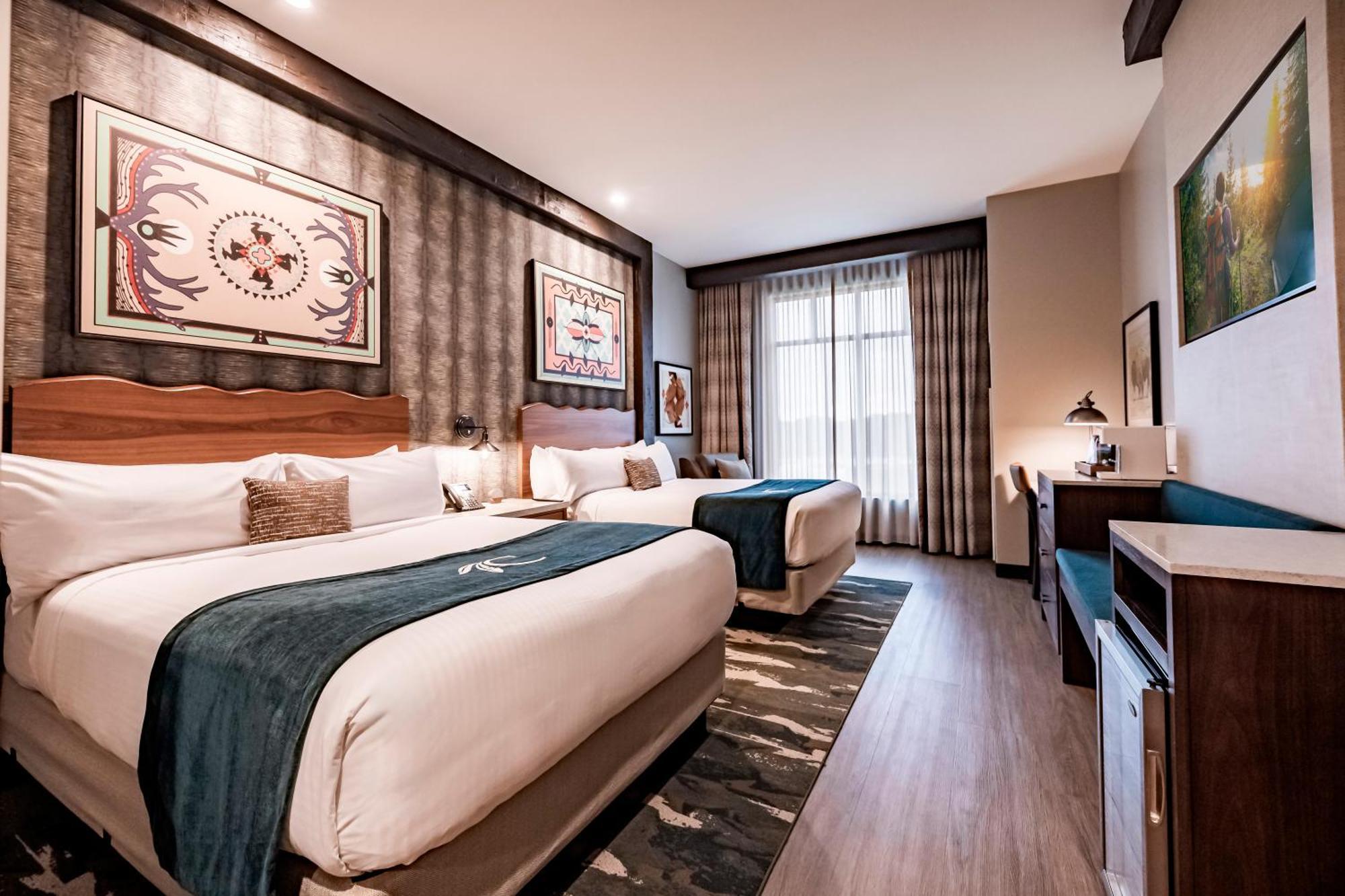 Queen Tower Room with Two Queen Beds and Roll-in Shower - Mobility and Hearing Accessible/Non-Smoking