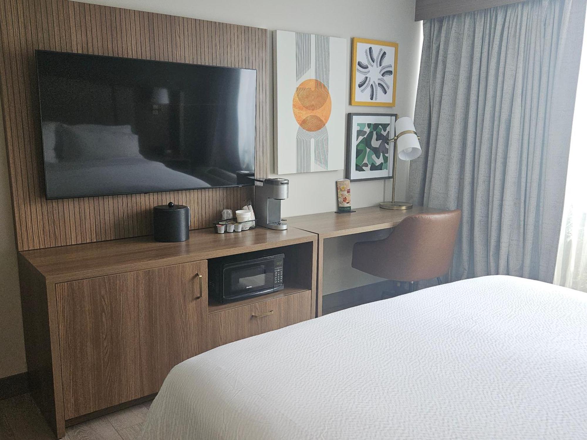 Standard King Room