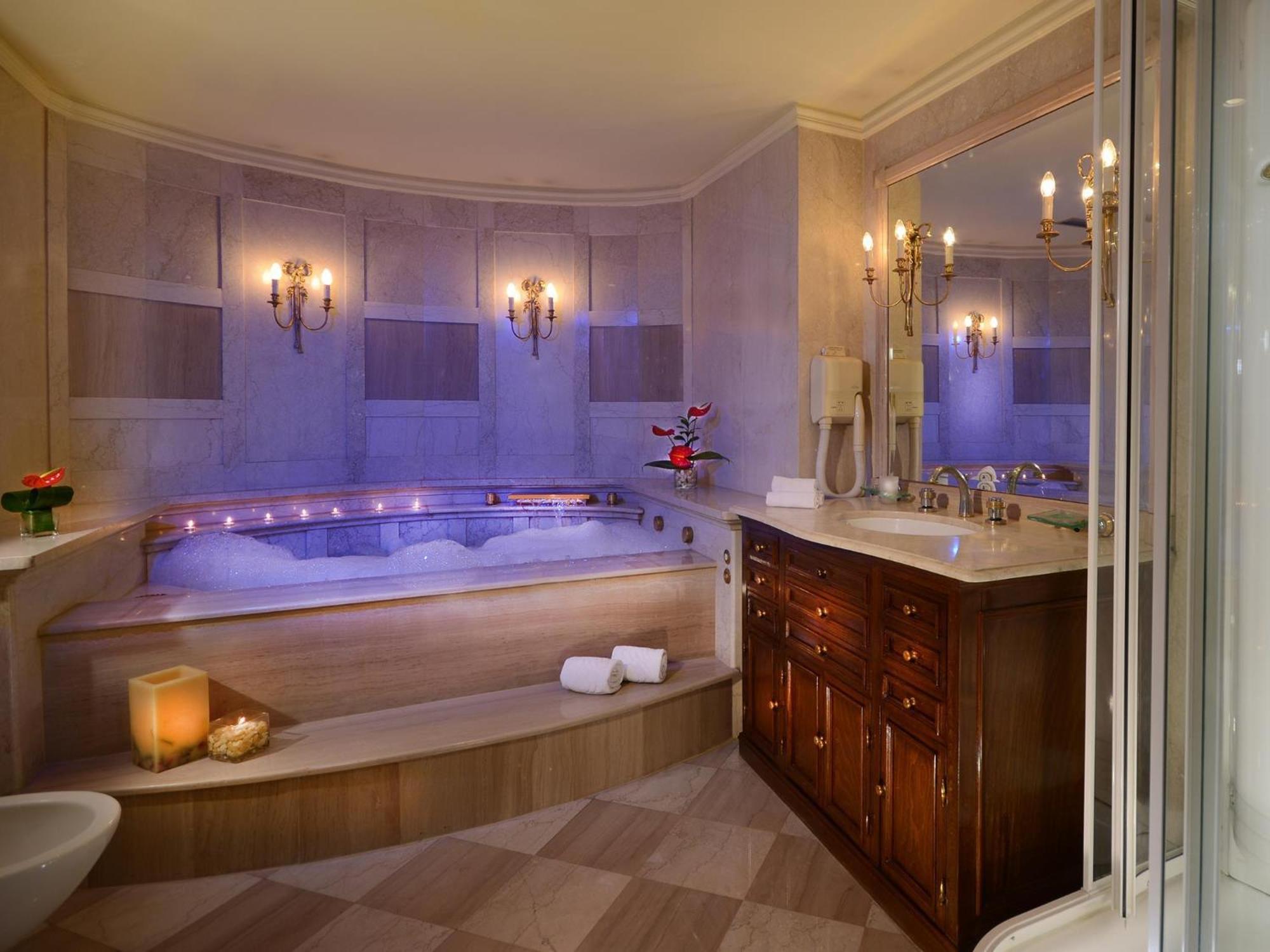 Royal Suite