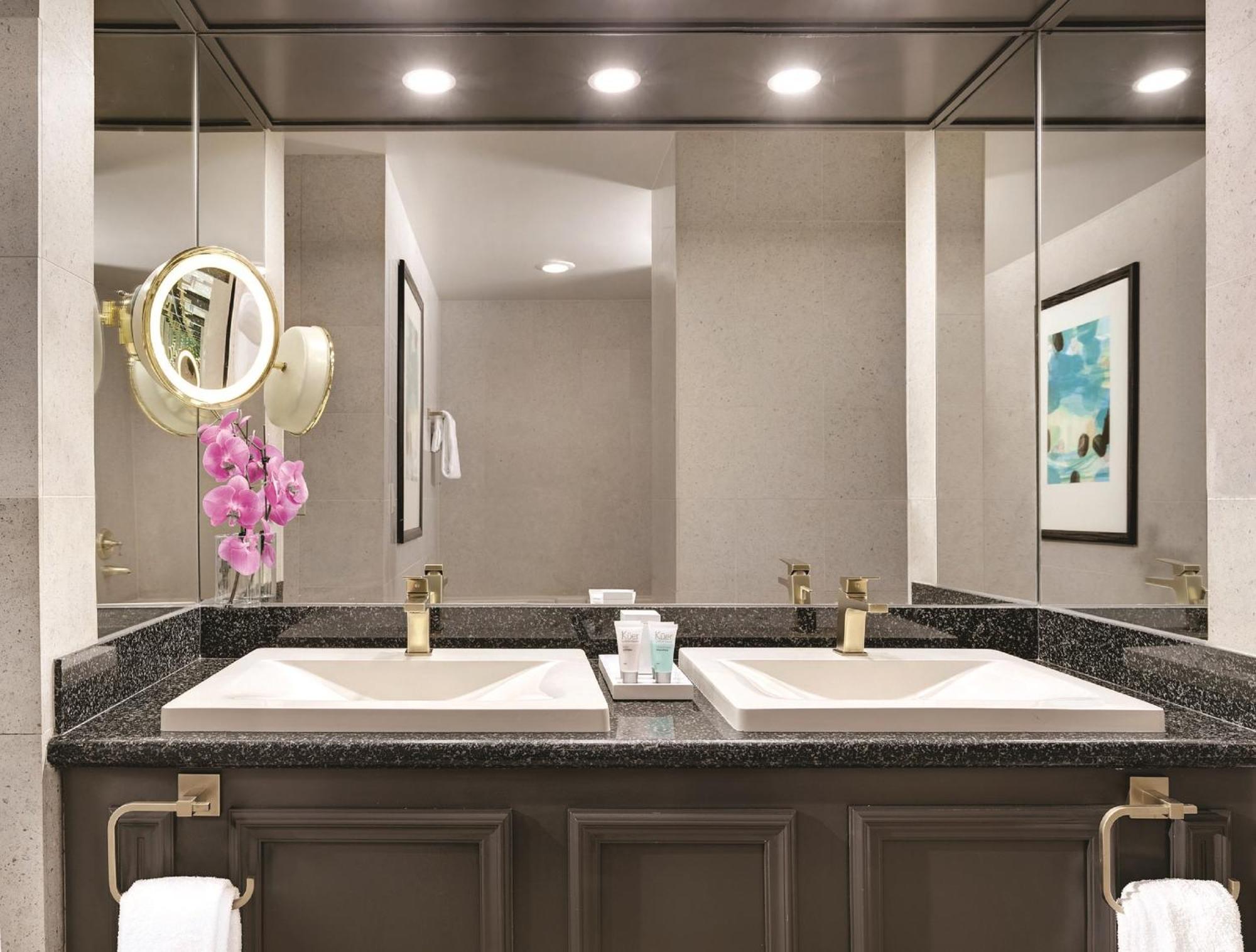 Tower One Bedroom Suite