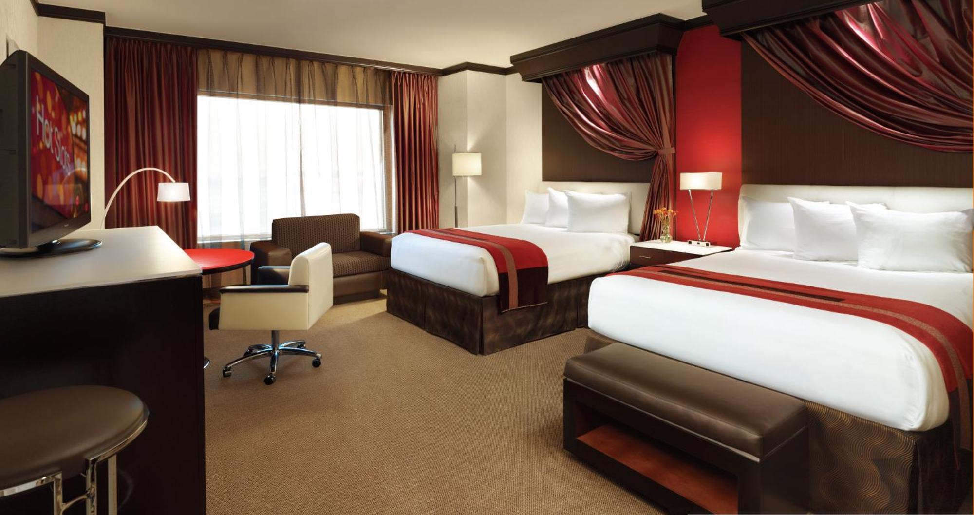 Deluxe Queen Room