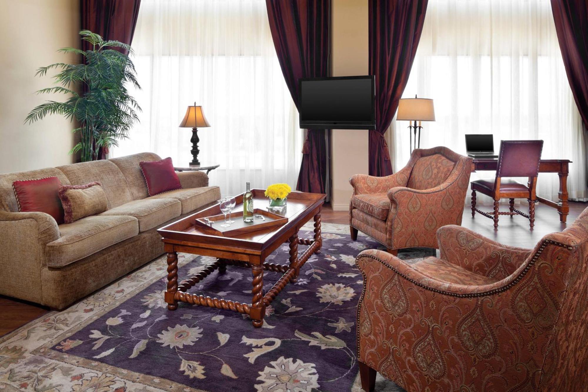 Vise Presidential Suite