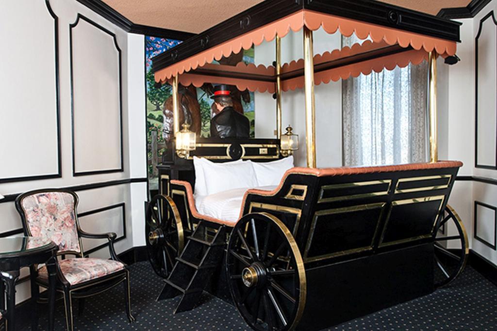 Victorian Coach Theme,142603590:JPEG