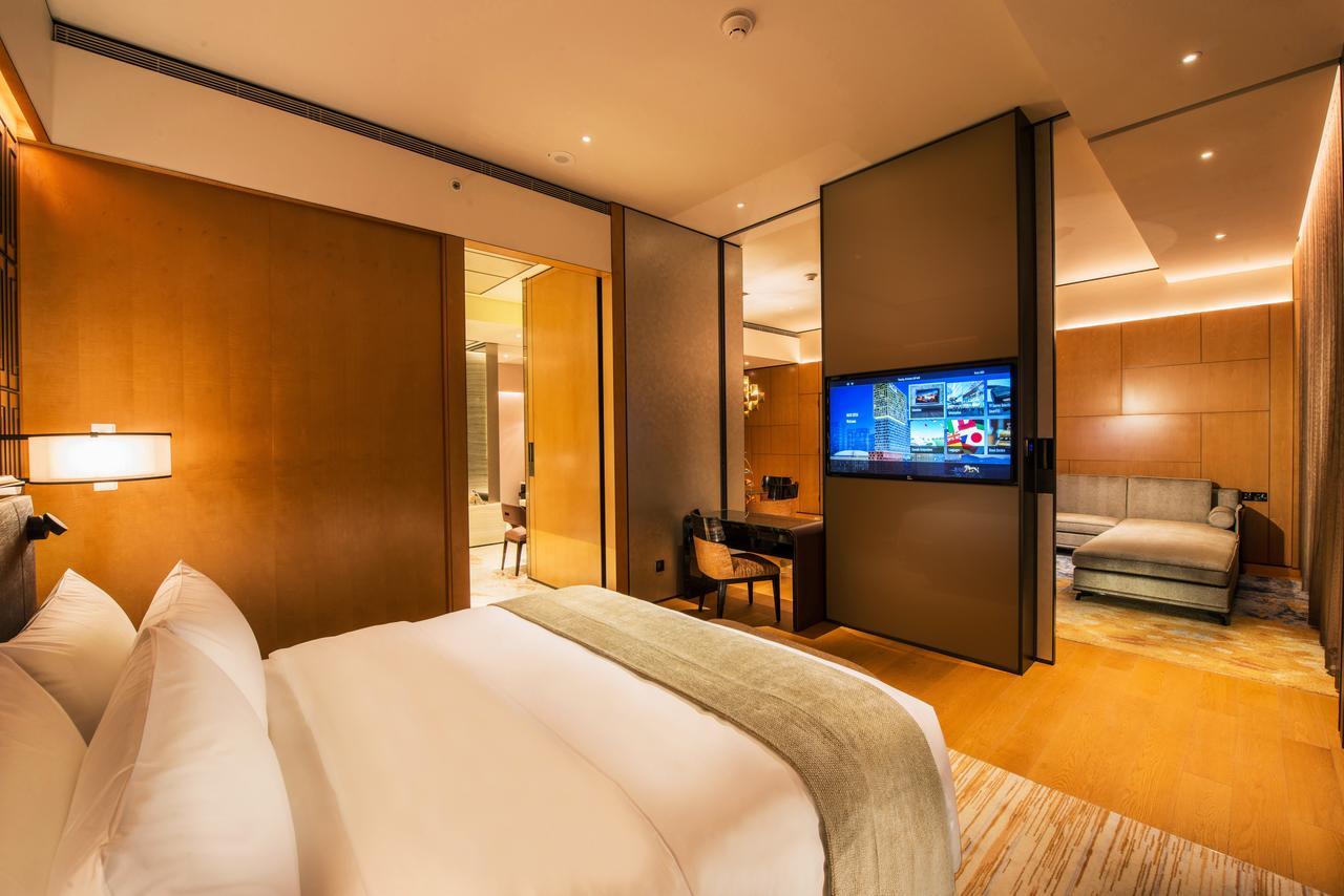 MGM Emerald Suite