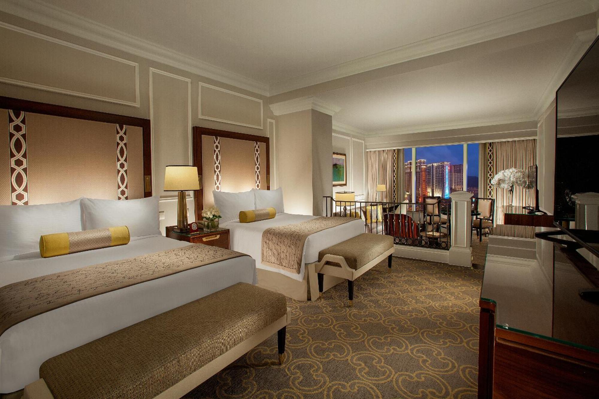 Bella Deluxe Cotai View Suite with Buffet Breakfast for 2 persons