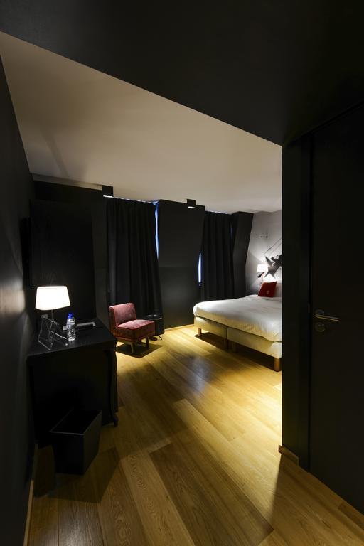 Deluxe Double Room Pool Side