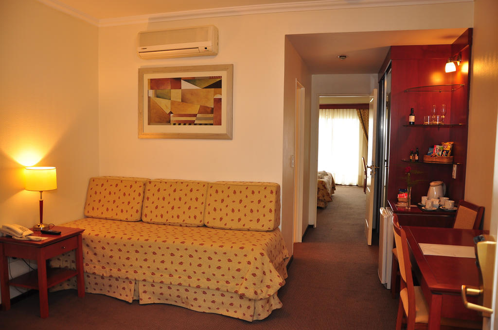 Junior Suite,1547114785:JPEG