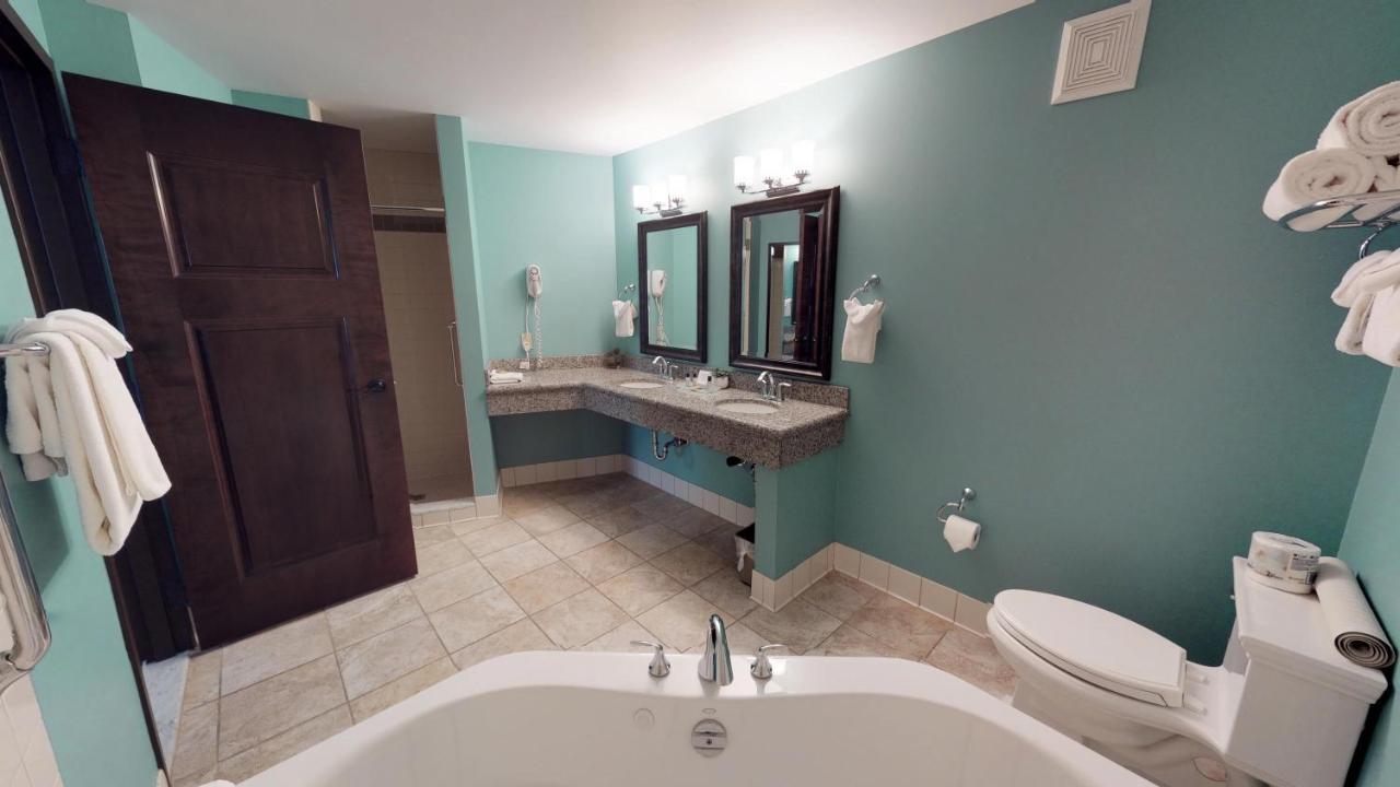 Executive King Suite