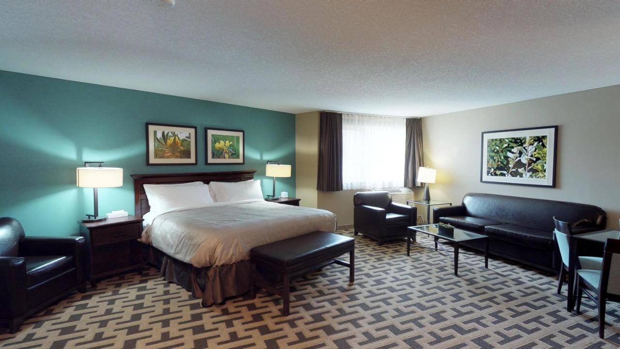 Executive King Suite