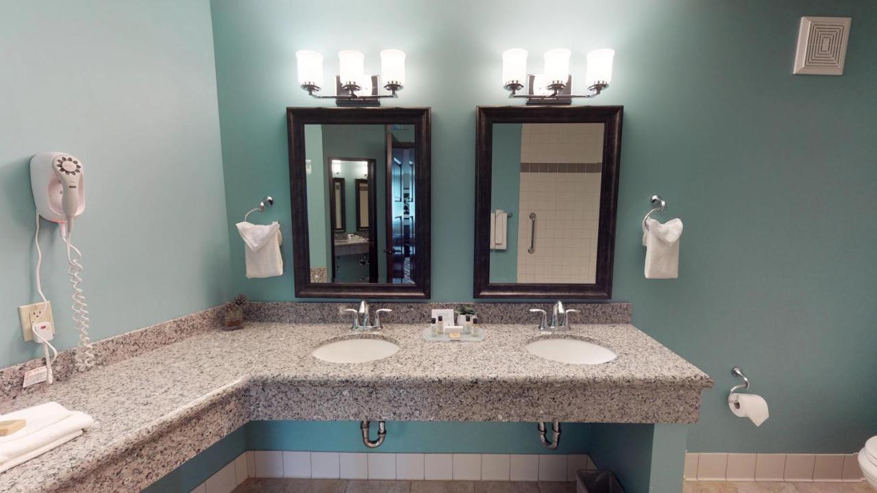 Executive King Suite