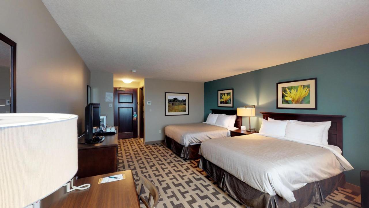 Queen Room Two Queen Beds