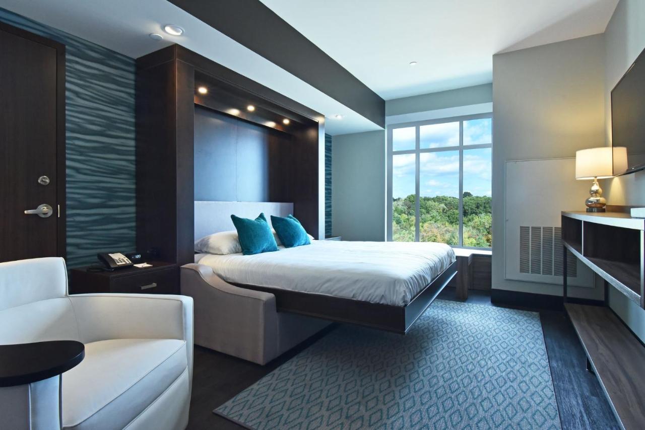 1 MURPHY BED,757070149:JPEG