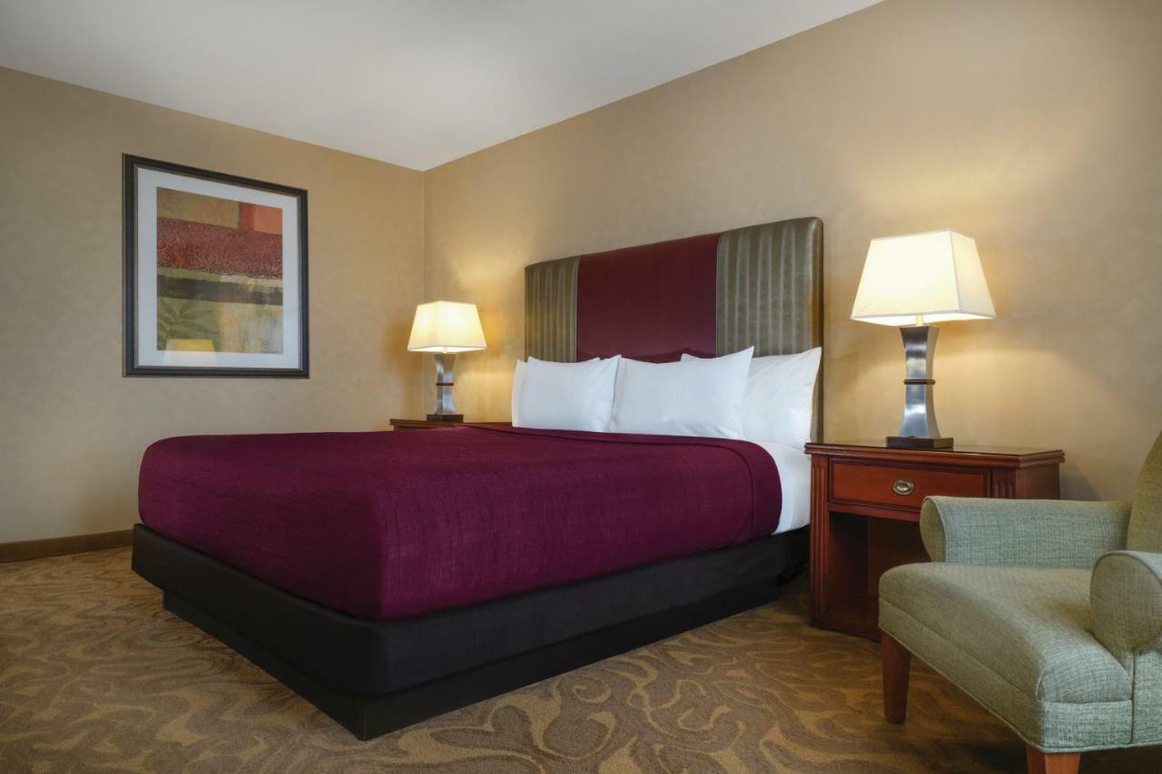 Casino Tower King Room