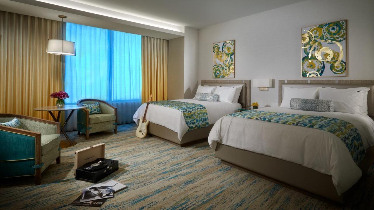 Deluxe Queen Room,887637880:JPEG