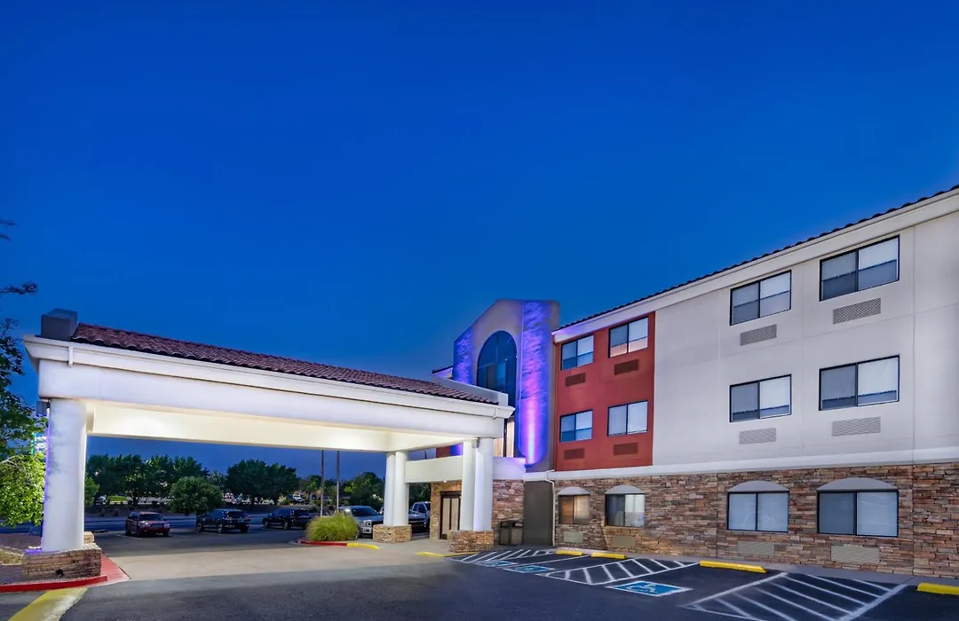Holiday Inn Express Hotel & Suites Albuquerque - North Balloon Fiesta Park By Ihg-1