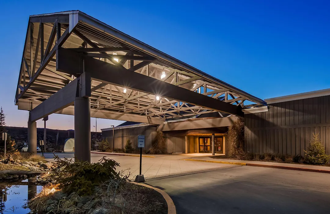 Best Western Plus Kootenai River Inn Casino & Spa-1