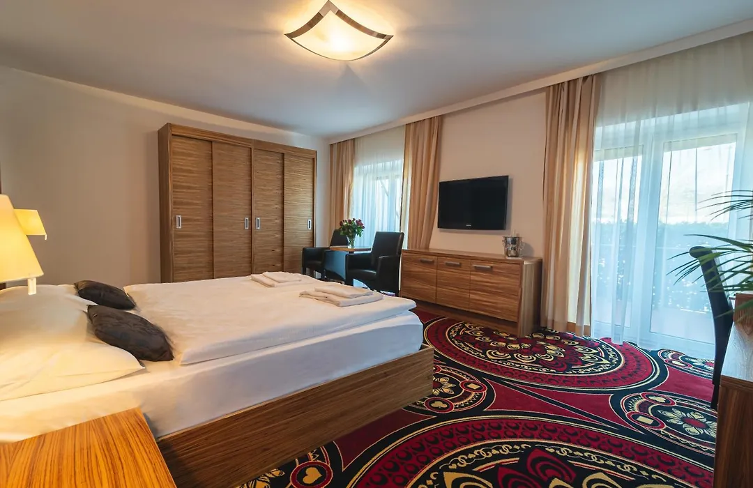 Hotel Admiral Kozina-1