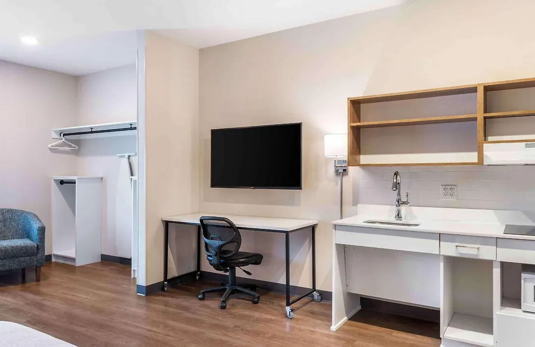 Extended Stay America Premier Suites - Tampa - Fairgrounds - Casino-1
