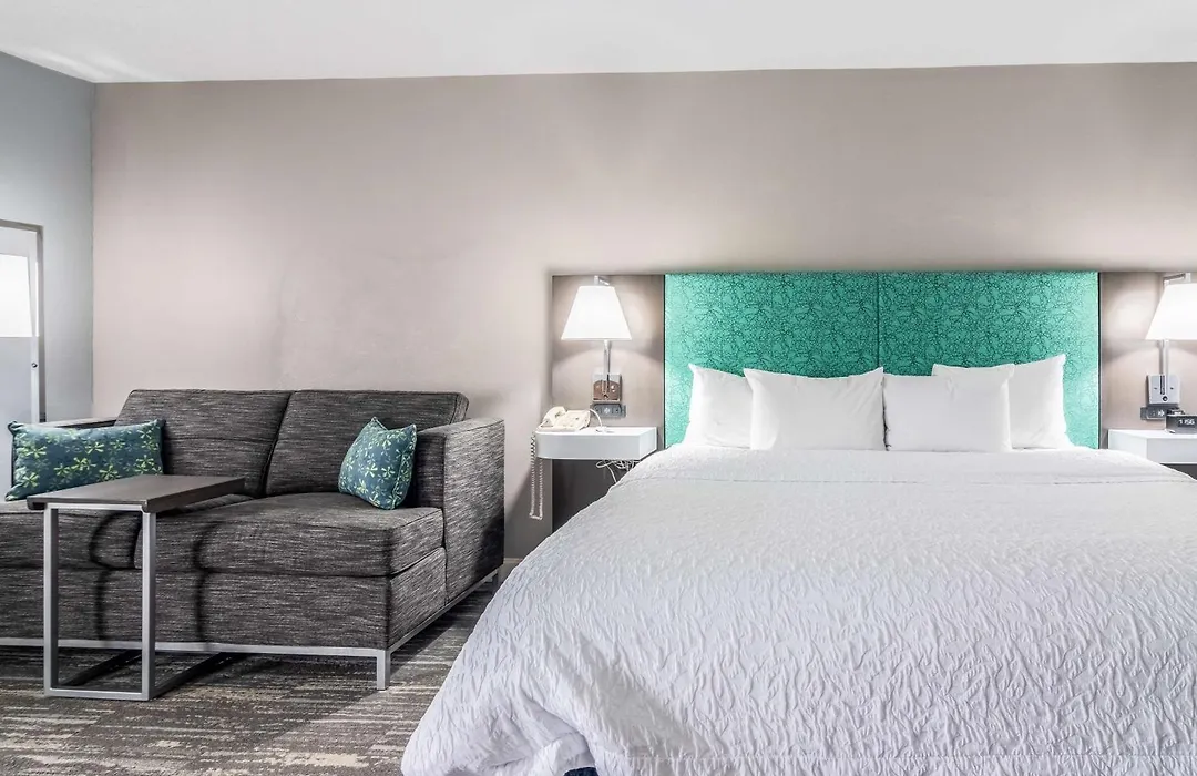 Hampton Inn Youngstown-North-1
