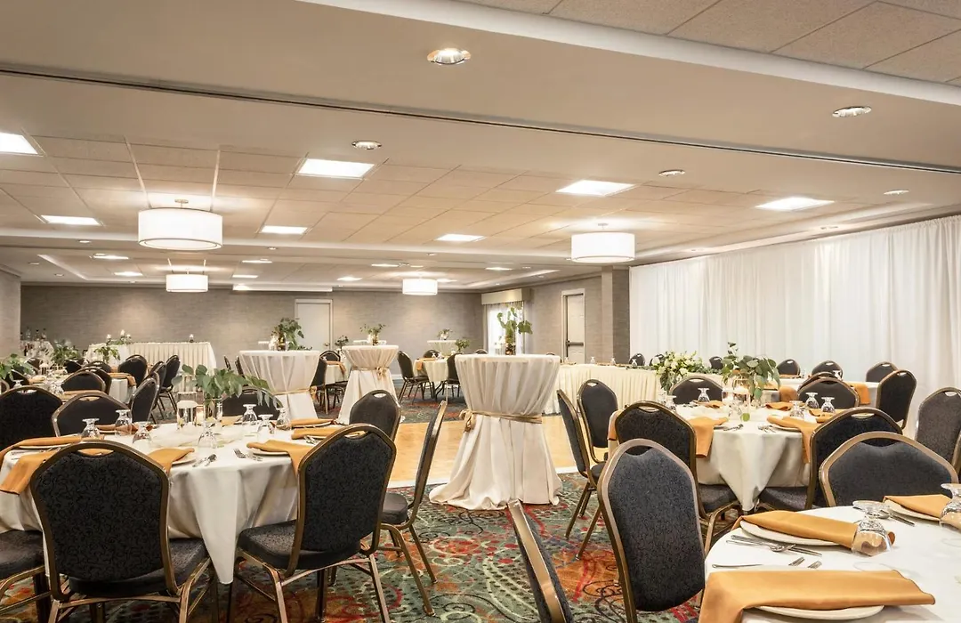 Holiday Inn Hotel & Suites Council Bluffs By Ihg-1