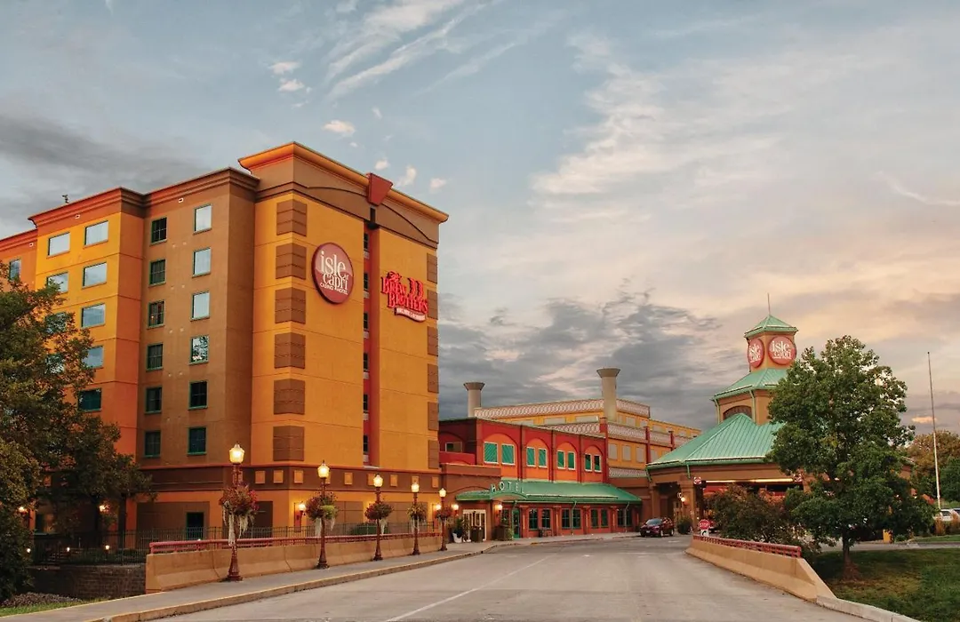 Isle Of Capri Casino Hotel Boonville & Casino - A Caesars Rewards Destination-1