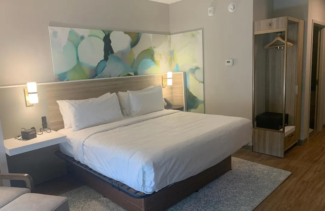 Wyndham Garden Tampa Fairgrounds/Casino-1