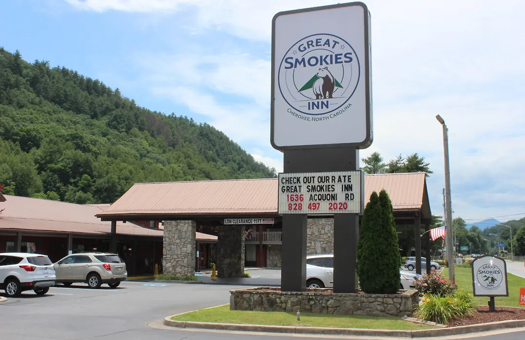 Great Smokies Inn - Cherokee-1